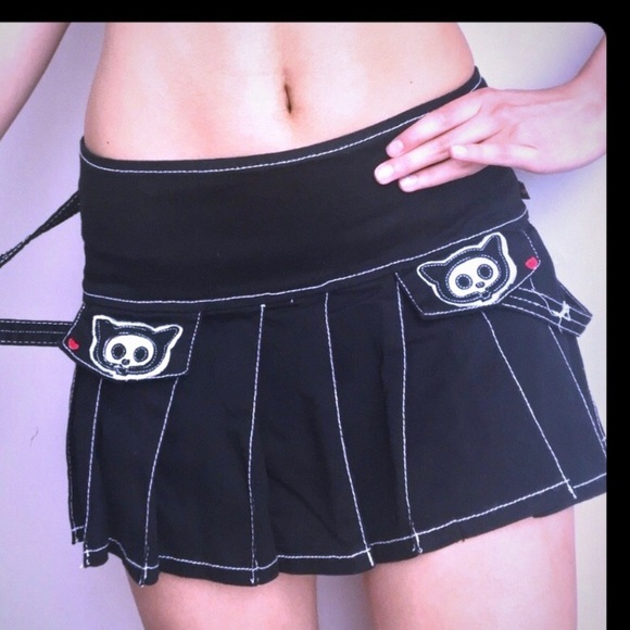 Tripp Skeleanimals Skirt Collectors Size Small - Picture 3 of 6